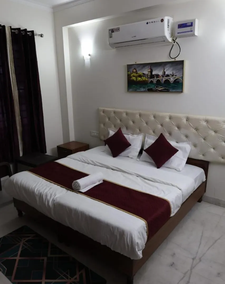 גורגאון Hotel Comfy Cottage