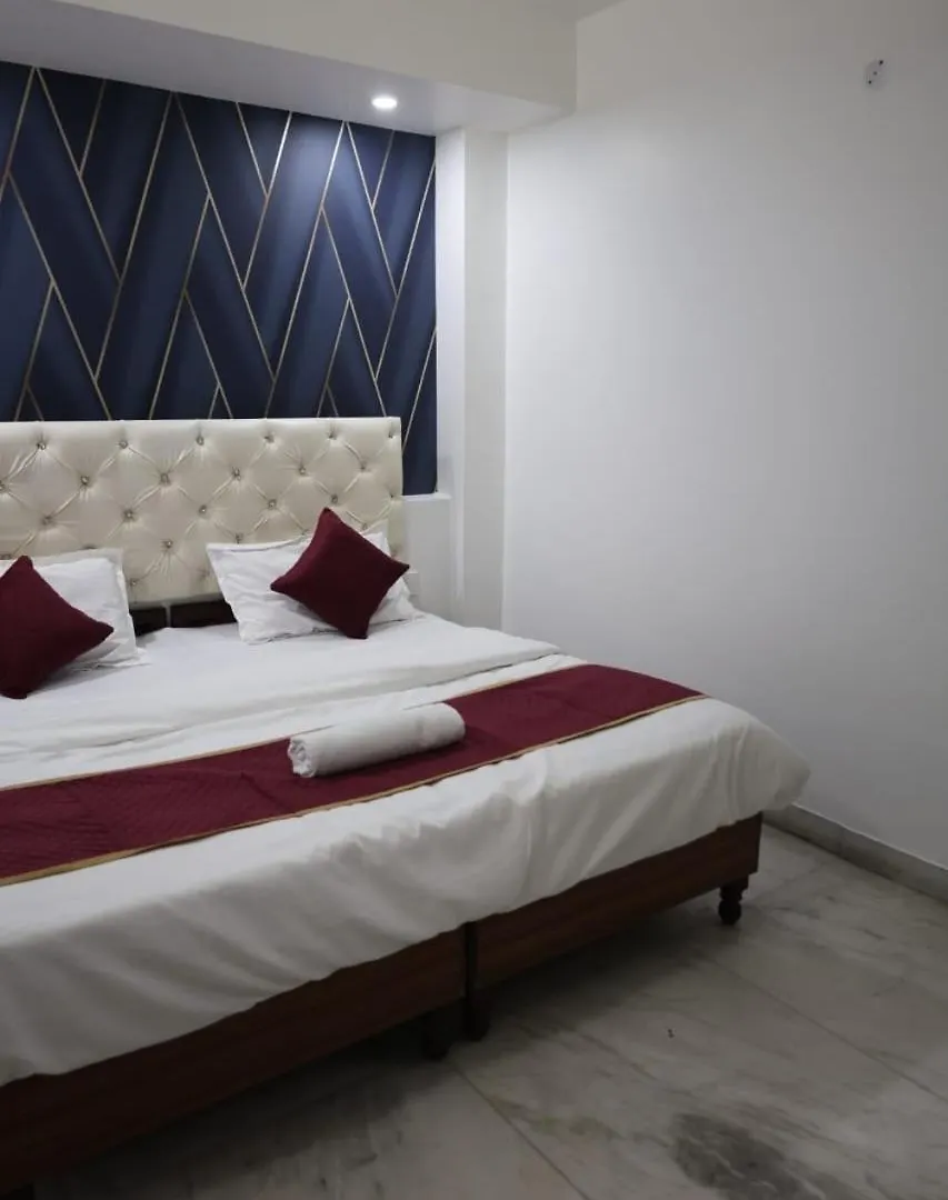 גורגאון Hotel Comfy Cottage הודו